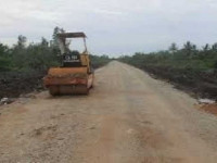 Proyek Jalan di Rangsang, Riau (2013)