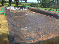 Penerapan geomembrane pada pembuatan tambak udang.