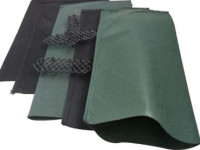 Geobag yang belum diisi.