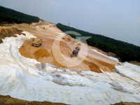 Geotextile mudah diaplikasikan pada area yang luas sekalipun. Proses Pemasangan Geotextile di daerah Riau