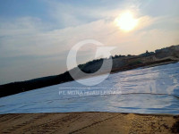 Proses Pemasangan Geotextile di daerah Riau